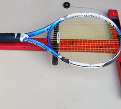 RS Rahmen misst Schläger Steifigkeit mit Stringlab 2
